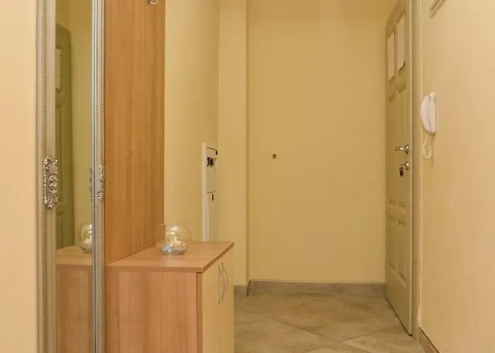 Aurora I&n Apartamento *